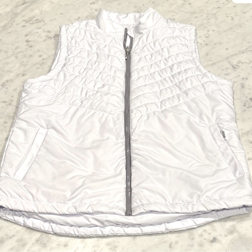 Women’s Pebbke Beach, Dry-Luxe Puffer Vest, Bright White, EUC! Size Medium